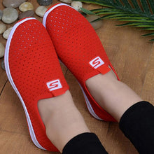 Load image into Gallery viewer, Women's Sneakers Espadrrilles Breathable Mesh Summer Shoes For Women Walking Solid Non Slip Casual Shoes Girls Tennis Slip On Sneakers Lightweight Comfortable Mesh Casual Sneakers