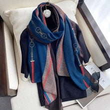 Load image into Gallery viewer, Women Scarf Leopard Print Cotton Large Size Scarfs For Winter Shawls Winter Warm Casual Wear For Women Lovely Floral Tassel Cotton ab Shawls Lady Silk Wraps Scarves