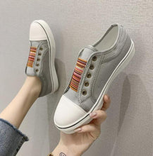 Load image into Gallery viewer, Women Summer Autumn Sneakers Low-Cut Trainers Canvas Flat Sneakers Casual Slip On Canvas Comfortable Walking Flats Shoes For Womens
