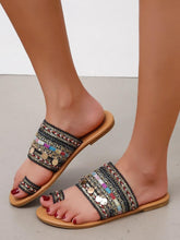 Load image into Gallery viewer, Women Summer Style Beautiful Flat Slippers Casual Comfortable Beach Women Sandals Strappy Flat Open Toe Ring Sandals Wide Comfortable Leather Shiny Sandals