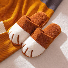 Load image into Gallery viewer, Women Winter Warm Slippers Indoor Bedroom House Flat Floor Plush Shoes Non Slip Fluffy Slippers Cute Cat Fur Slippers Slip on Memory Foam House Outdoor Indoor Warm Fuzzy Plush Fleece Lining Bedroom Comfy Home Living Room Shoes