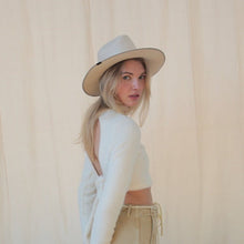 Load image into Gallery viewer, Modern Collection