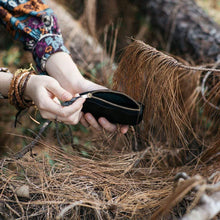 Load image into Gallery viewer, Handmade Leather Coin Purse - Compact & Durable Zipper Pouch