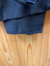 Load image into Gallery viewer, Steven Land Modern Man Carlo Plaid 3-Piece Suit Size 38R