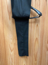 Load image into Gallery viewer, Cielo BP3602 Ultra-slim Black Double Breasted Suit