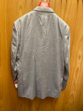 Load image into Gallery viewer, Mazari LT Lavender 2-Button 3-Piece Modern Fit Suit With Flat Front Pants