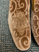 Load image into Gallery viewer, After Midnite Smoking Slip-on Camel/Tan Paisley Print Slip-on Men’s Dress Shoes Style # 6910