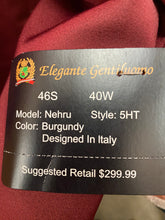Load image into Gallery viewer, Elegante Gentilumo Burgundy Nehru collar 2-Piece Suit 46S