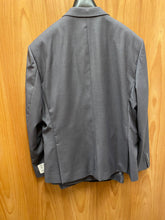 Load image into Gallery viewer, Needle & Stitch Heather Gray Wool Blend 3-Piece Suit 46S