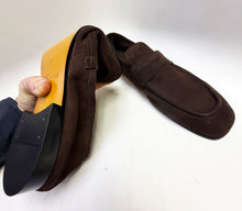 Load image into Gallery viewer, Style: 001-25097S-Brown
