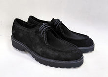 Load image into Gallery viewer, Style: 003-5202-Black Suede
