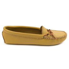 Load image into Gallery viewer, Minnetonka Double Deerskin Softsole - Womens Moccasin
