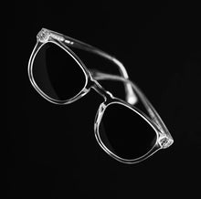 Load image into Gallery viewer, District Blue Light - Crystal
