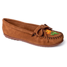 Load image into Gallery viewer, Minnetonka Ziigwan Waabigwan Moc Suede - Womens Moccasin
