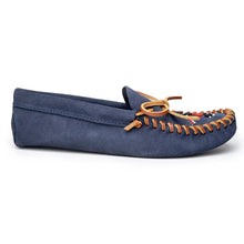 Load image into Gallery viewer, Minnetonka Thunderbird Animikii Softsole - Mens Moccasin
