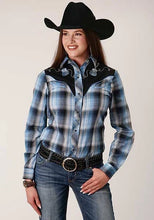 Load image into Gallery viewer, Roper 819 Fancy Applique (Blue) - Women's Western Shirt
