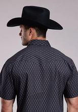 Load image into Gallery viewer, Roper 2831 Aztec Print (Grey) - Men's Short Sleeve Western Shirt
