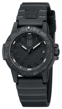 Load image into Gallery viewer, Leatherback SEA Turtle, 39 mm, Outdoor Watch, Blackout
