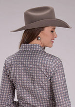 Load image into Gallery viewer, Roper 2501 Medallion Foulard (Grey) - Women's Western Shirt
