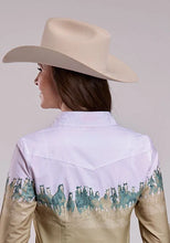 Load image into Gallery viewer, Roper 2927 Run Wild (Brown) - Women's Western Shirt
