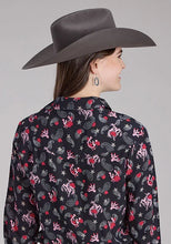 Load image into Gallery viewer, Roper 2225 Riders Print (Black) - Women's Western Blouse
