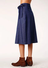 Load image into Gallery viewer, Roper 1283 5.5 Oz Indigo Denim (Blue) - Women's Skirt
