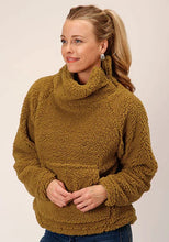 Load image into Gallery viewer, Roper 1817 Polar (Yellow) - Women's Fleece Pullover
