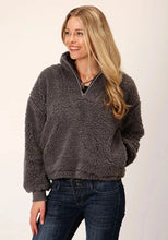 Load image into Gallery viewer, Roper Cropped Polar Fleece Pullover (Grey) - Women's Fleece Pullover

