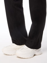 Load image into Gallery viewer, Women's Camoscio Pant- Black Beauty
