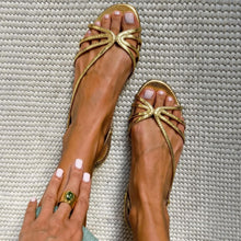 Load image into Gallery viewer, Women's Flat Peep-Toe Buckle Strap Sandals
