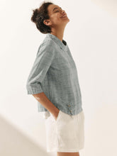 Load image into Gallery viewer, Linen Round Soft-Fold Collar Top ANAIS
