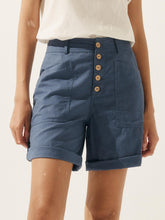 Load image into Gallery viewer, Linen Button-Fly Quarter Shorts LUCY
