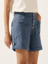 Load image into Gallery viewer, Linen Button-Fly Quarter Shorts LUCY
