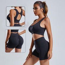 Load image into Gallery viewer, Yoga Set Women's Vest And Shorts
