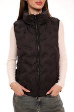 Load image into Gallery viewer, Quilted Vest in Black

