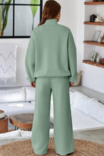 Load image into Gallery viewer, Solid Zip-Up Jacket and Drawstring Pants Set
