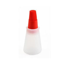 Load image into Gallery viewer, 1 Pcs Portable Silicone Oil Bottle with Brush Grill Oil Brushes Liquid Oil Pastry Kitchen Baking BBQ Tool Kitchen Tools for BBQ Silicone Oil Container with Brush Spray Bottle Oil Dispenser for Kitchen Cooking BBQ
