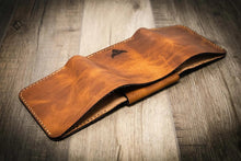 Load image into Gallery viewer, Badge Trifold Wallet - Chestnut Brown
