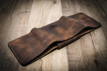 Load image into Gallery viewer, Badge Trifold Wallet - Walnut Brown
