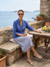 Load image into Gallery viewer, 100% Linen Hand Button Fitted Jacket AMELIA
