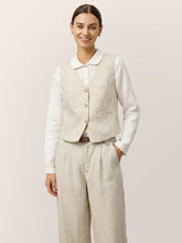 Load image into Gallery viewer, 100% Linen V-Neck Buttoned Closure Vest DELIA
