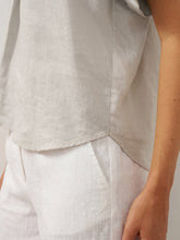 Load image into Gallery viewer, 100% Linen Blazer-Inspired Pullover Top DINA
