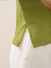 Load image into Gallery viewer, 100% Linen Collared Cap Sleeve Top IVY
