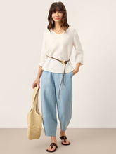 Load image into Gallery viewer, 100% Linen Tapered Cropped Pull-On Trousers LORETTA
