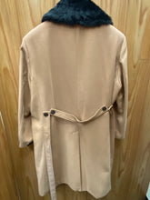Load image into Gallery viewer, Vella Camel V7010 Fur Collar Overcoat/Topcoat
