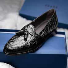 Load image into Gallery viewer, 11-582-BLK FRANCO Crocodile Tassel Loafer, Black
