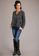 Load image into Gallery viewer, Stetson 1417 Southwestern Ditzy (Black) - Women's Blouse
