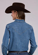 Load image into Gallery viewer, Stetson 2551 Turquoise Snaps (Blue) - Women's Denim Blouse
