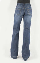 Load image into Gallery viewer, Stetson 214 Trouser Fit Pieced Back Pocket (Denim Medium Wash) - Women's Jeans
