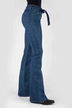 Load image into Gallery viewer, Stetson 921 High Waist Flare Fit W/Belt - Women's Jeans
